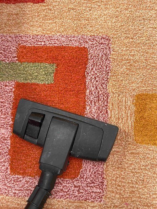 How to clean a tufted rug