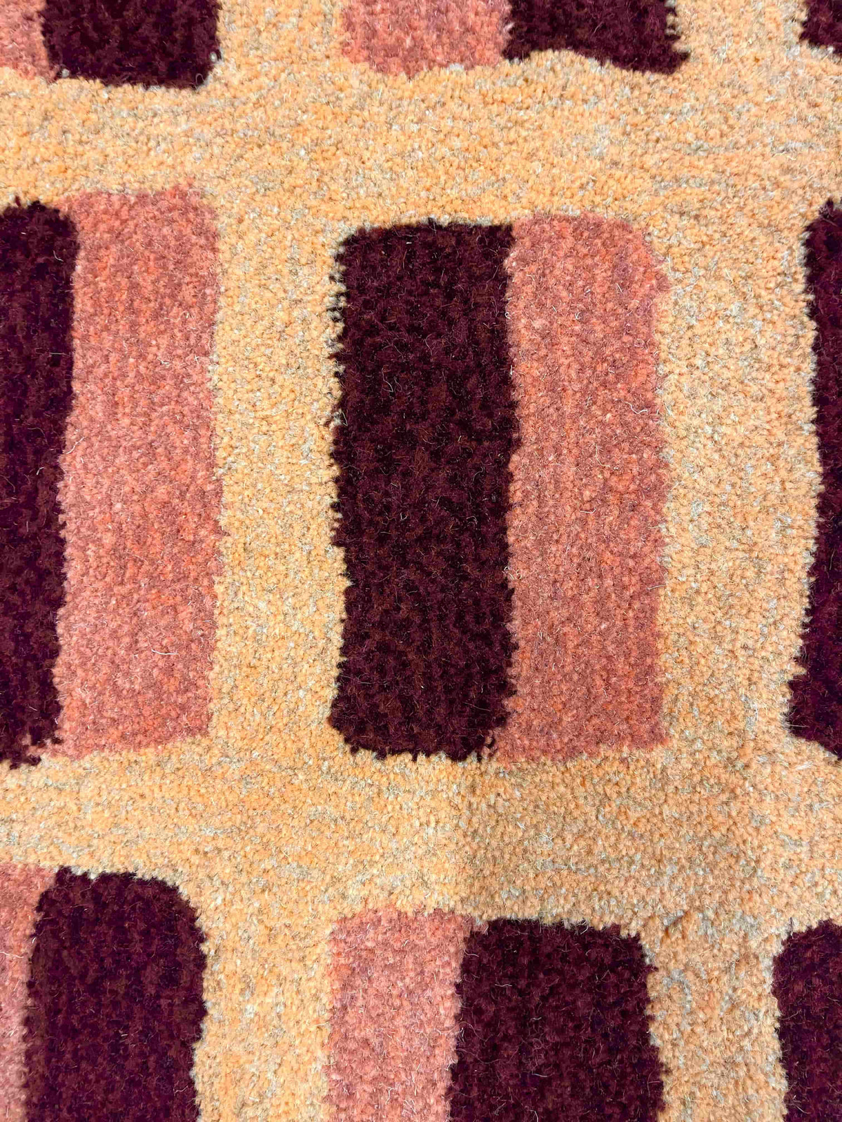 'Hot Honey' Hand tufted peach, burgundy and pink tufted rug