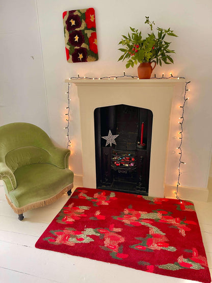 'Red Rugosa' Hand tufted floral burgundy red and sage green medium tufted rug