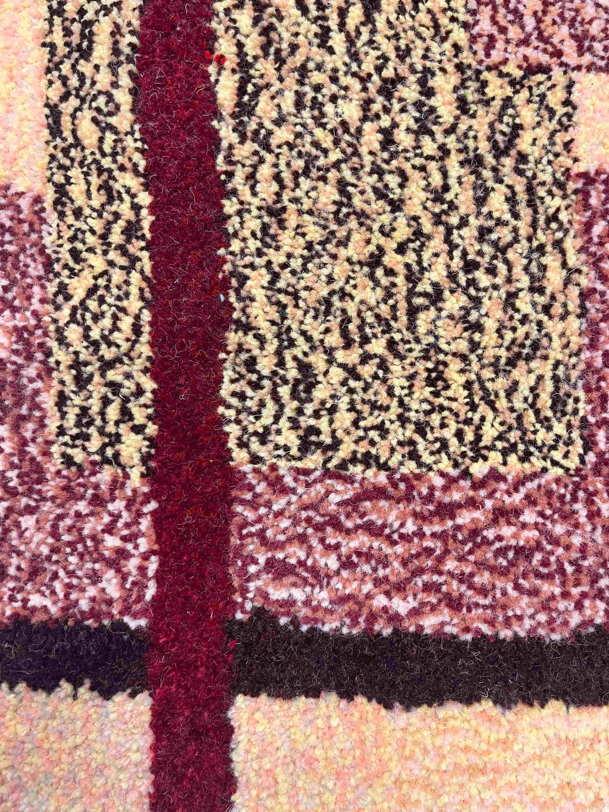 'Rose Water' Hand tufted small peach, pink and burgundy tufted small rug