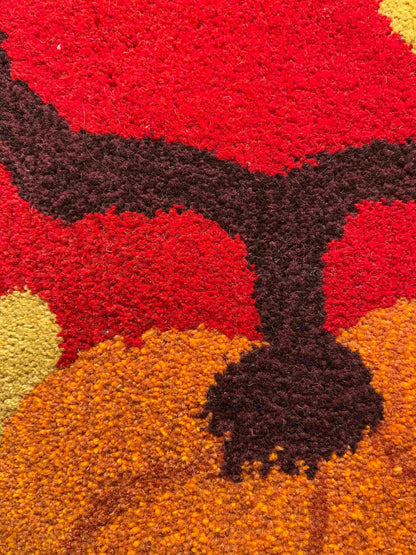 'Spiced Pumpkin' Hand tufted red, yellow and orange tufted small runner rug