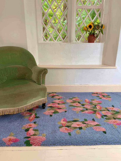 'Pomponella' Hand tufted floral lilac and pink large tufted rug